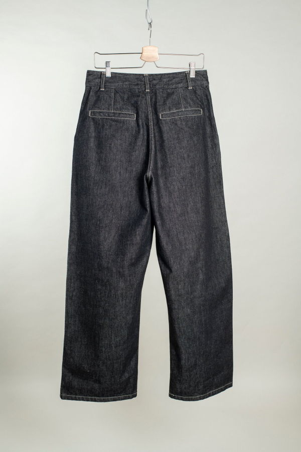 Studio Nicholson Minard Curved Leg Jean - Black/White Weft
