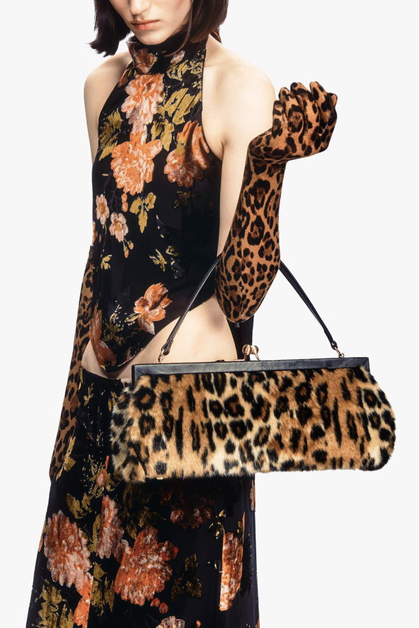 Anna Sui Leopard Knit Gloves