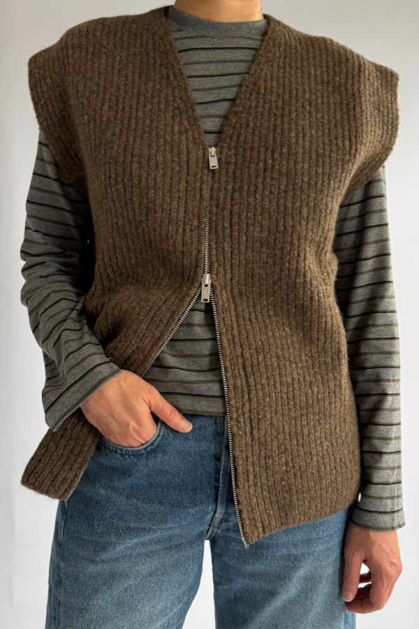 Rus Ishi Vest