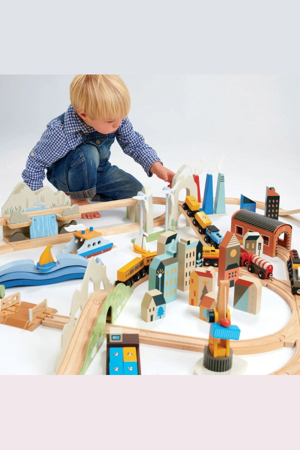 KIDS Tender Leaf Toys Mountain View Train Set