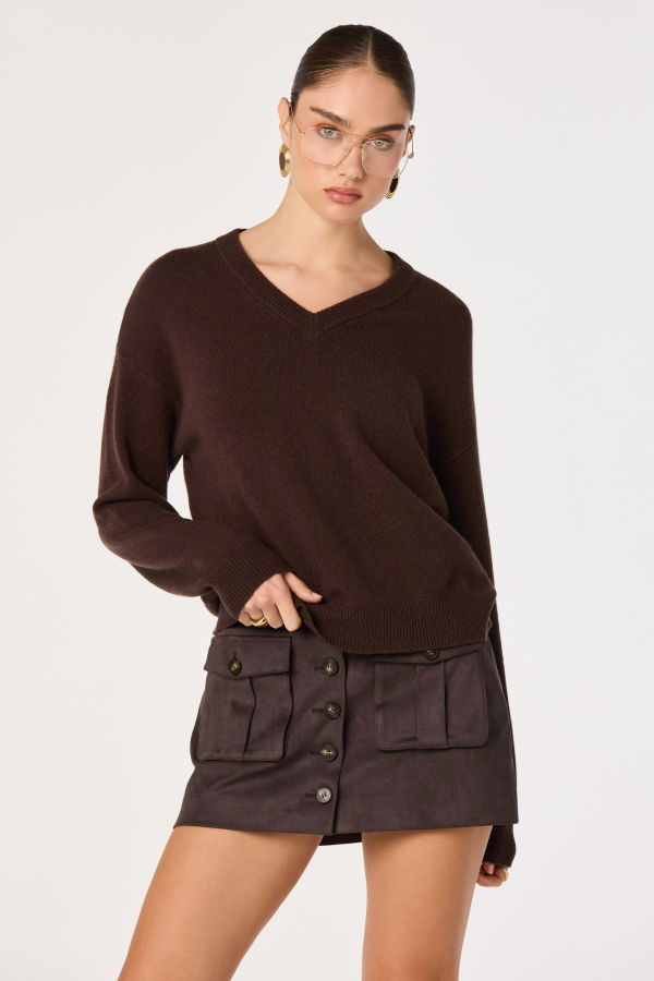 ASTR The Label Bowie V-Neck Sweater