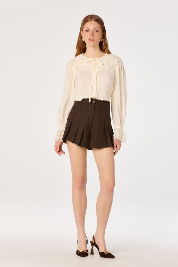 ASTR The Label Emberly Lace Trim Blouse