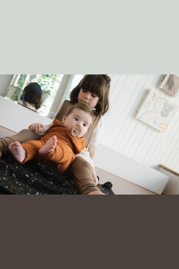 KIDS Kid's Stuff [Trucs d'enfants] Grow With Me Overalls