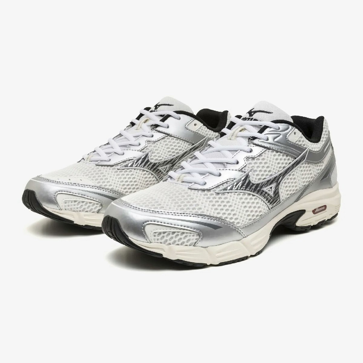 Mizuno Fortis LS Sneakers - Image 2 of 5
