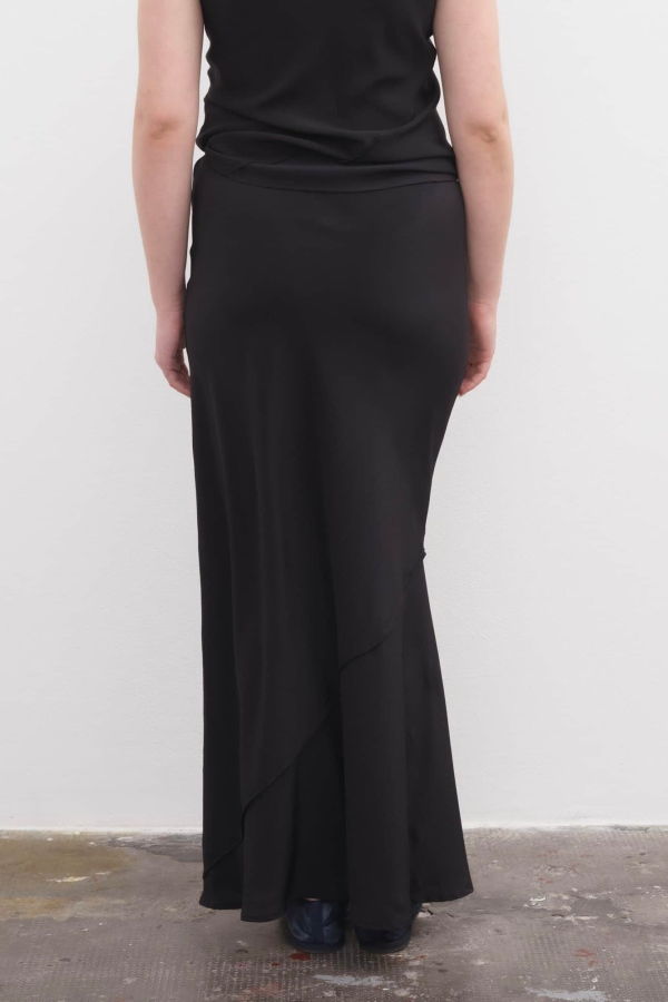 Baserange Lava Skirt / Silk Crepe