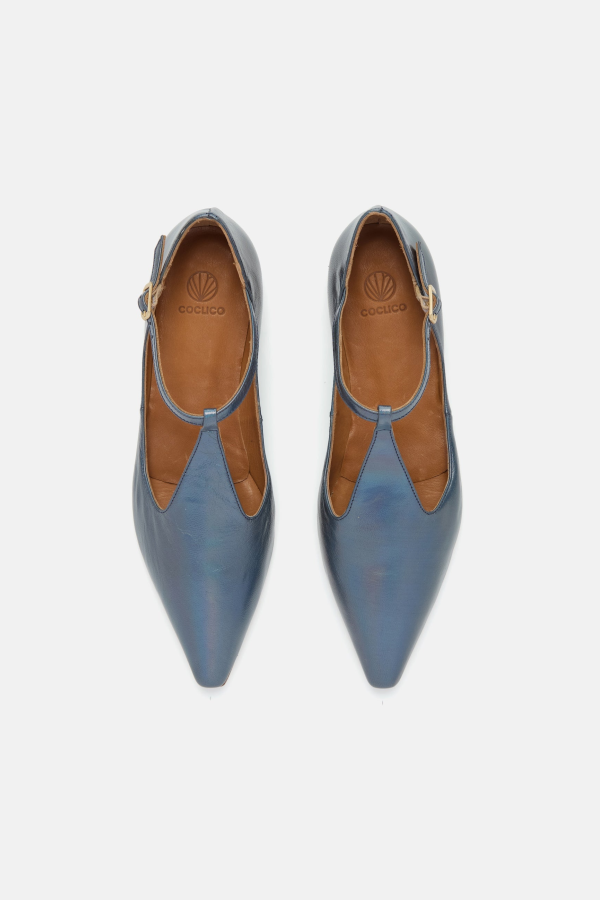 Coclico Celeste T-Strap Flat - Carbon Iridescent Leather