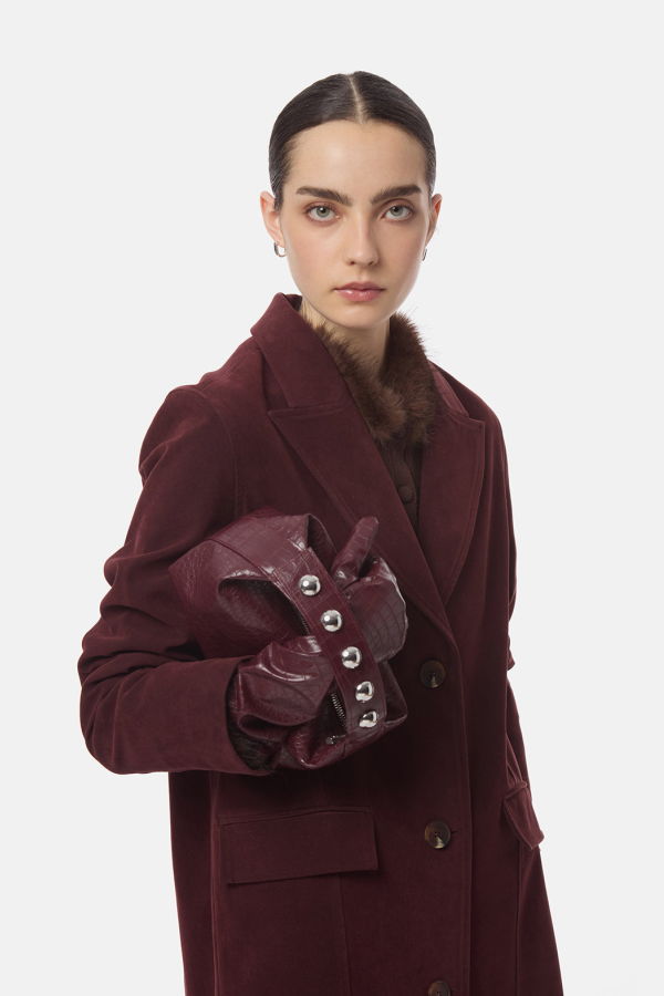 APPARIS Marfa Croc Pochette - Mahogany Red