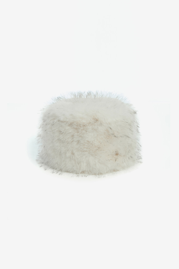 APPARIS Margot Tipped Fox Pillbox Hat - Blanc Multi