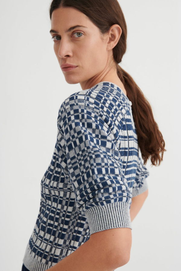 Kowtow Film Top