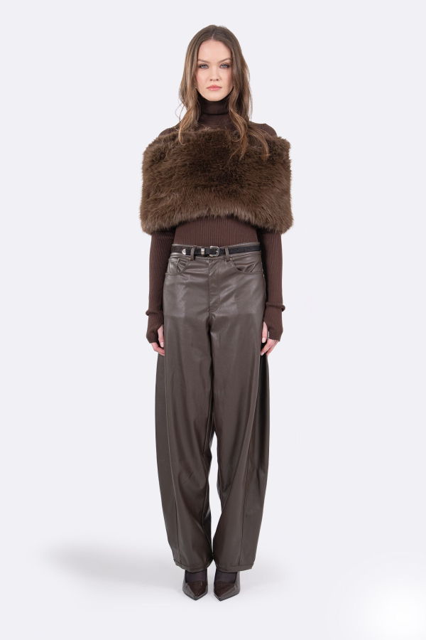 Nonchalant Label Mallory Faux Fur Shawl - Brown