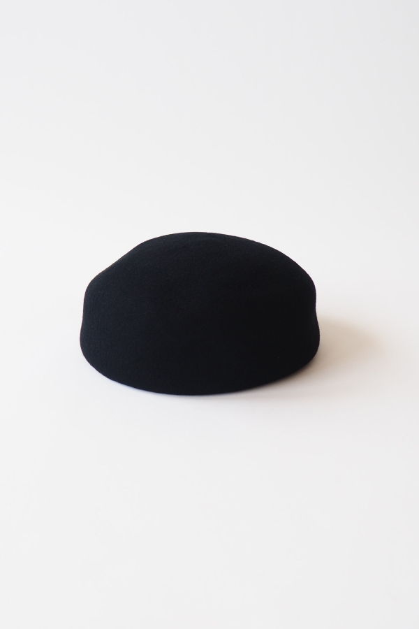 Clyde Jeanie Beret with Neck Scarves