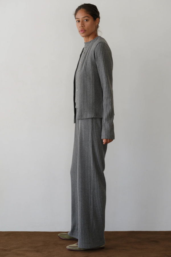 Donni. The Sweater Rib Simple Pant