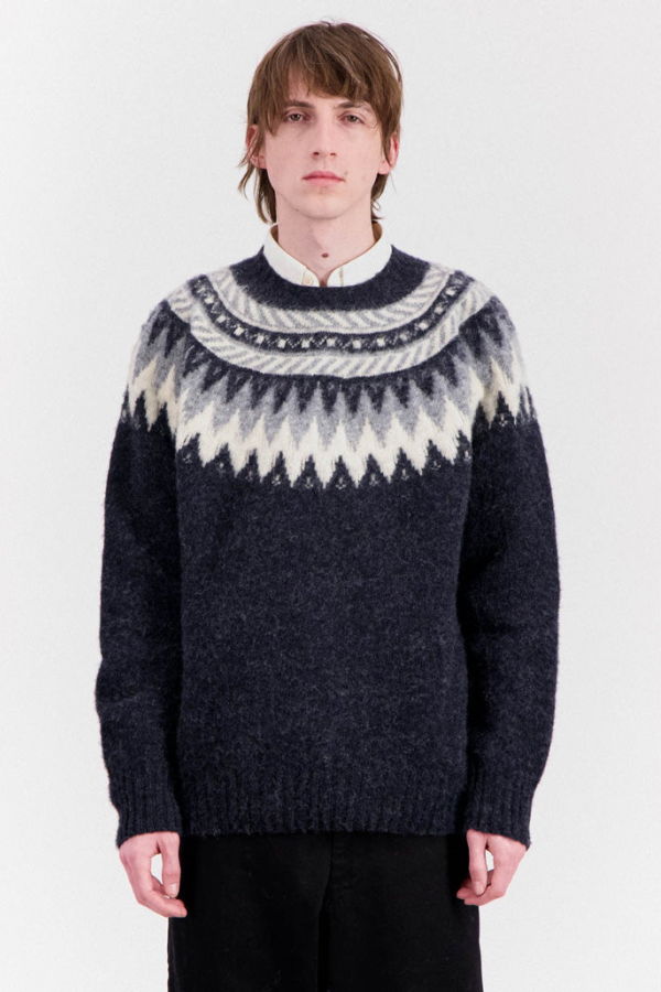 Howlin' Magician in the Mountain Sweater