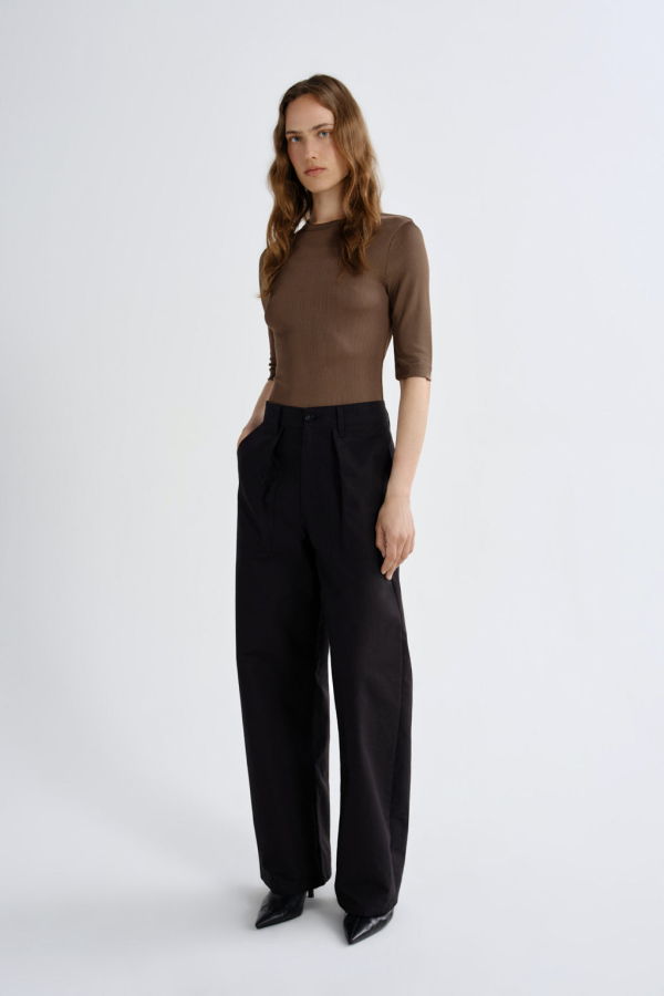 AGOLDE Saige Tee - Dark Brown