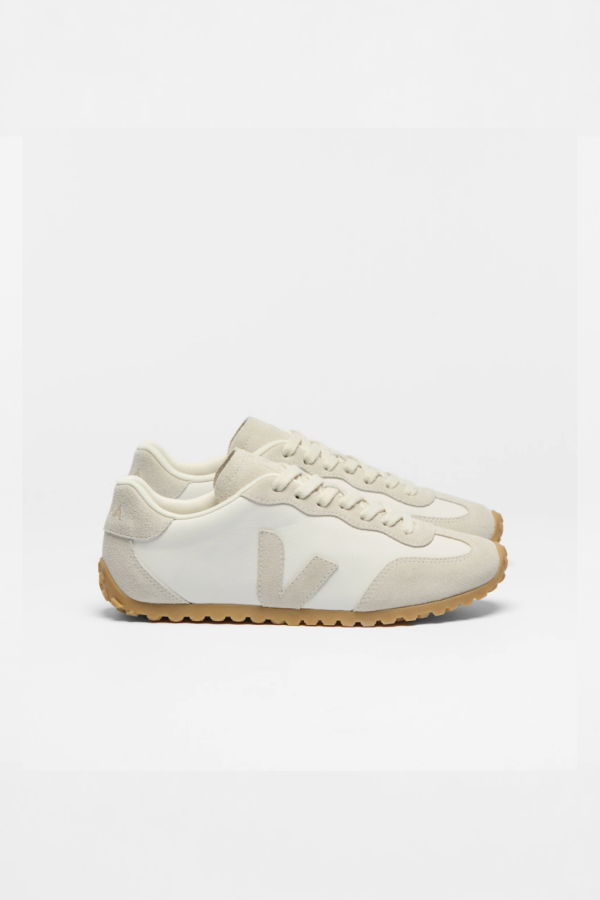 VEJA GT Leather Sneakers