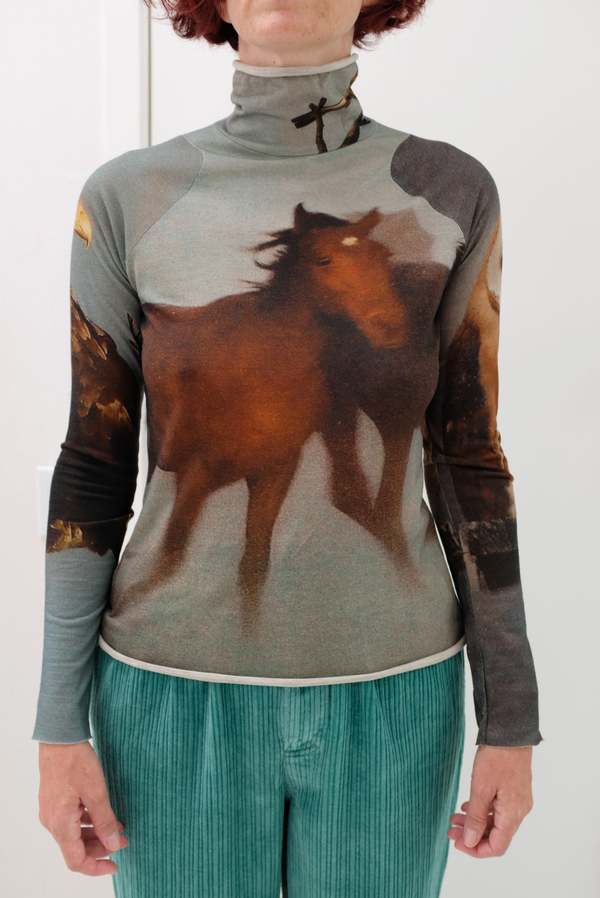 Anntian Rolli Print M Turtleneck Sweater Anntian Rolli Print M Turtleneck Sweater