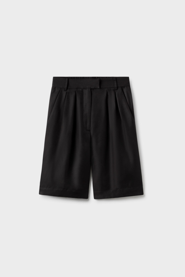 Silk Laundry Twill Double Pleated Shorts - Black