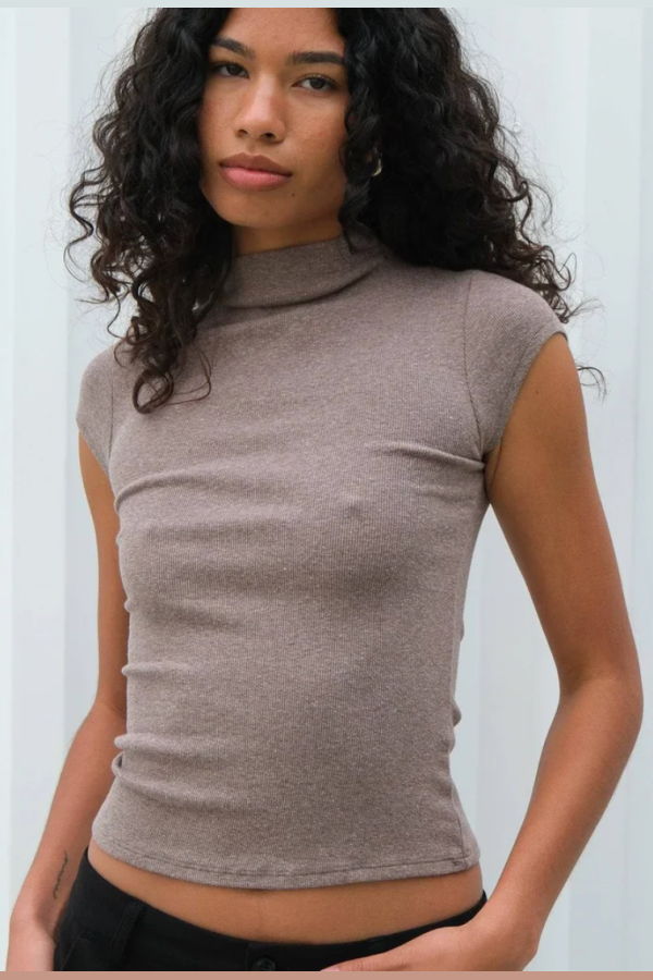 Geel Gem Tee - Walnut