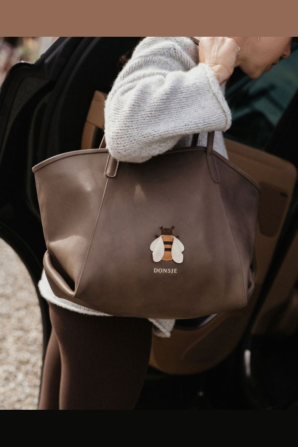 Donsje Giojah Bee Tote Bag - Smoke Leather