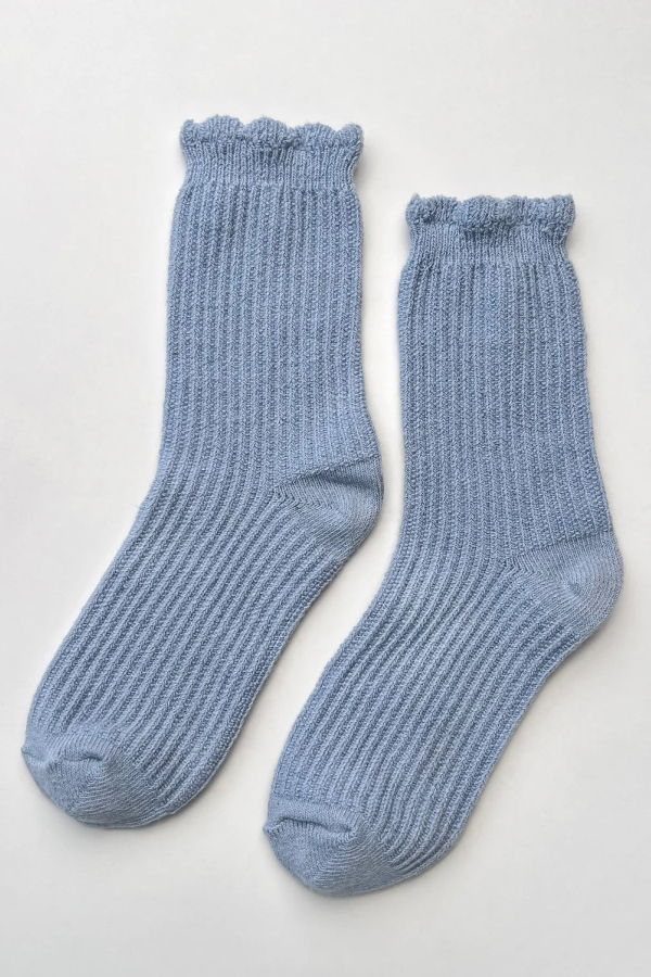 Le Bon Shoppe Linen Scallop Socks - Pale Blue