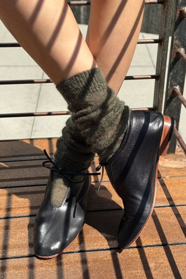 Le Bon Shoppe Mohair Veil Socks - Mountain Olive