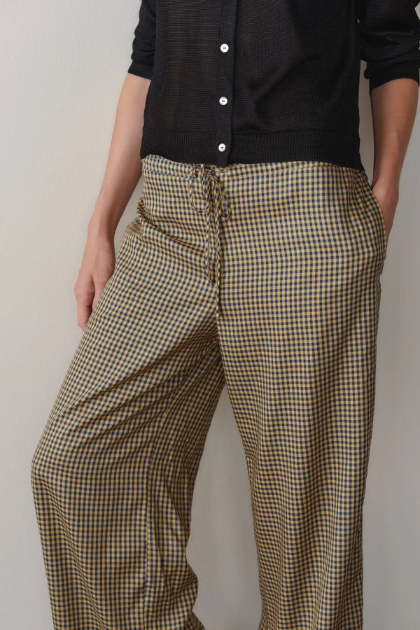 Donni. Tencel Plaid Tie Pant - Navy/Butter Plaid