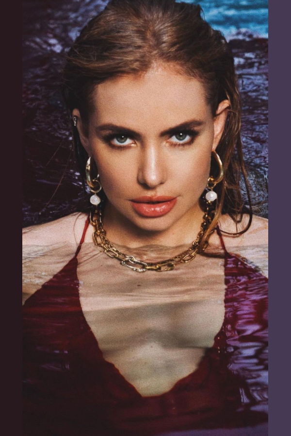 Eklexic Jewelry Zolen Hoops With Baroque Pearl Charms