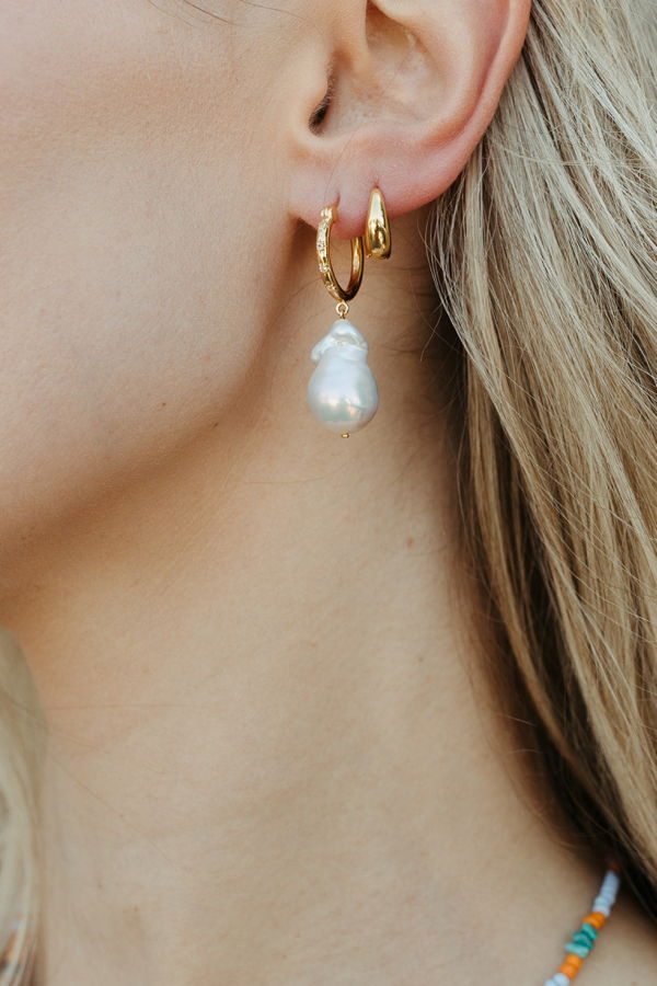 Sierra Winter Jewelry Deidre Hoop Earrings