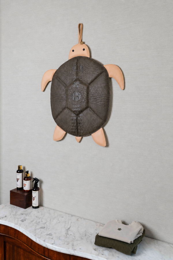 Kids Donsje Gomi Medium Turtle Ornament - Stone Croco Stamped Leather