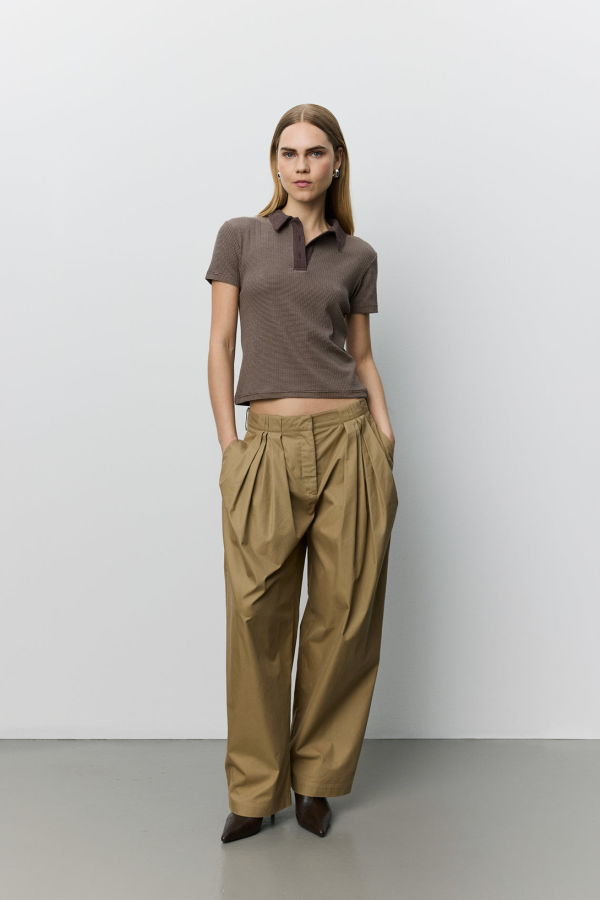 Sofie Schnoor Calista Rib Polo T-Shirt - Brown Striped