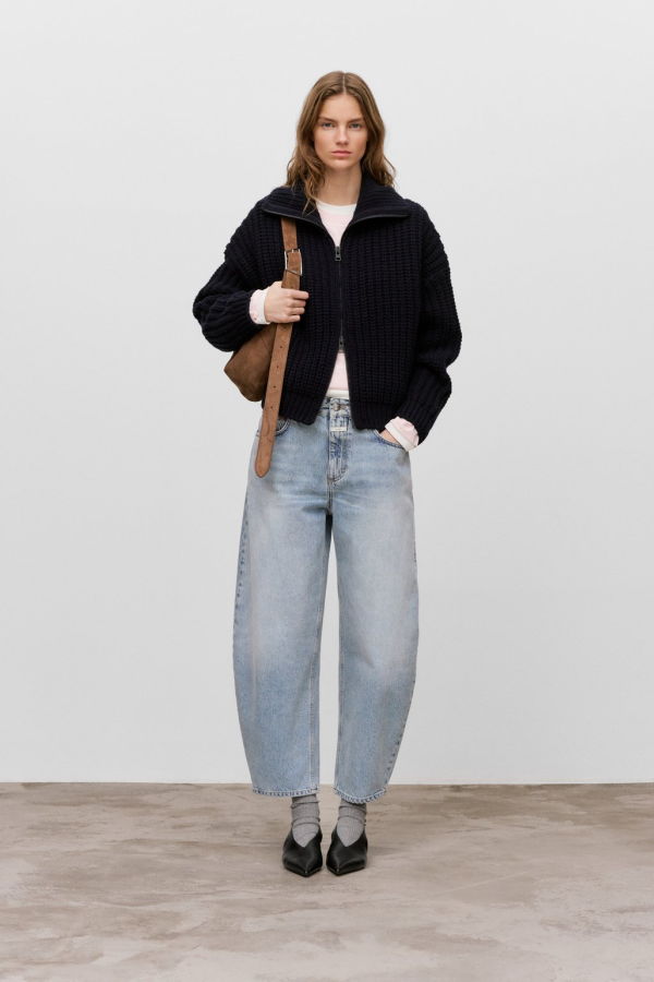 Closed Barrel Jean Jazzie