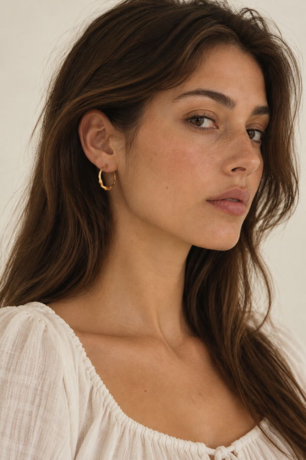 Chan Luu Crescent Hoop Earrings - Gold