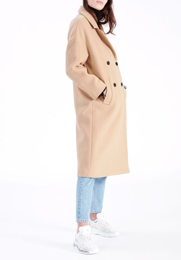 iro camel coat