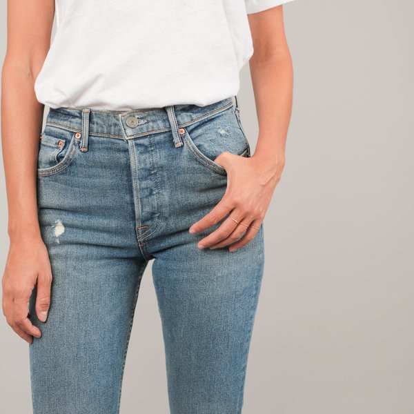 grlfrnd karolina sixpence