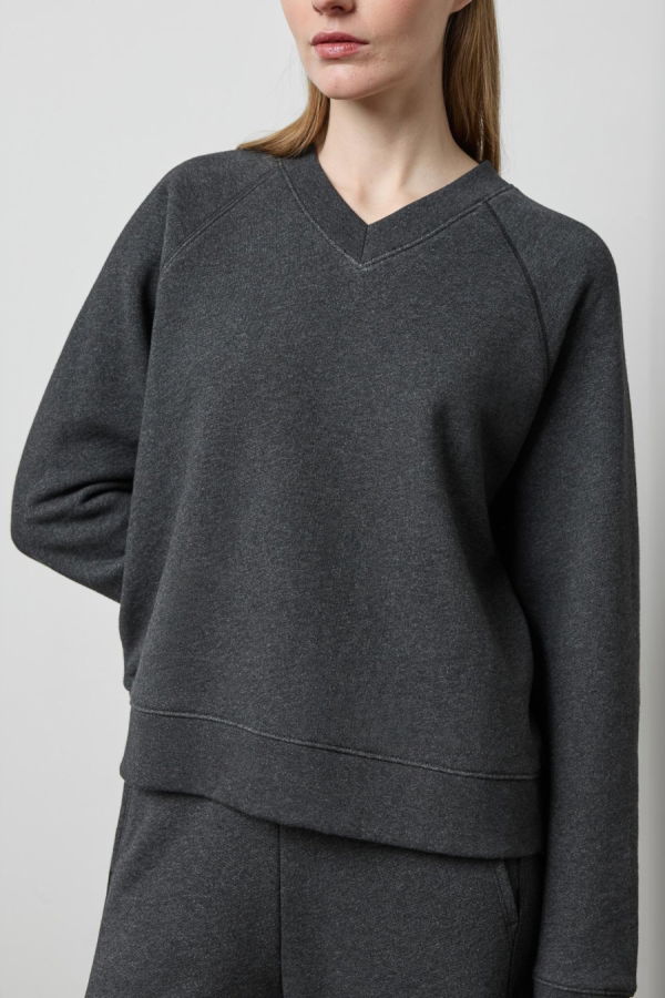 Lilla P. Oversized Sweatshirt - Graphite Heather