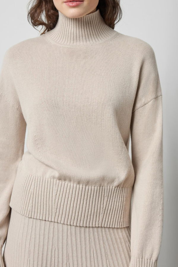 Lilla P. Relaxed Mock Turtleneck Sweater - Dove
