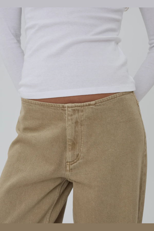 Still Here Sport Jean