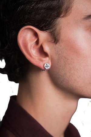 Vivienne Westwood Adel Single Stud - brass | Garmentory