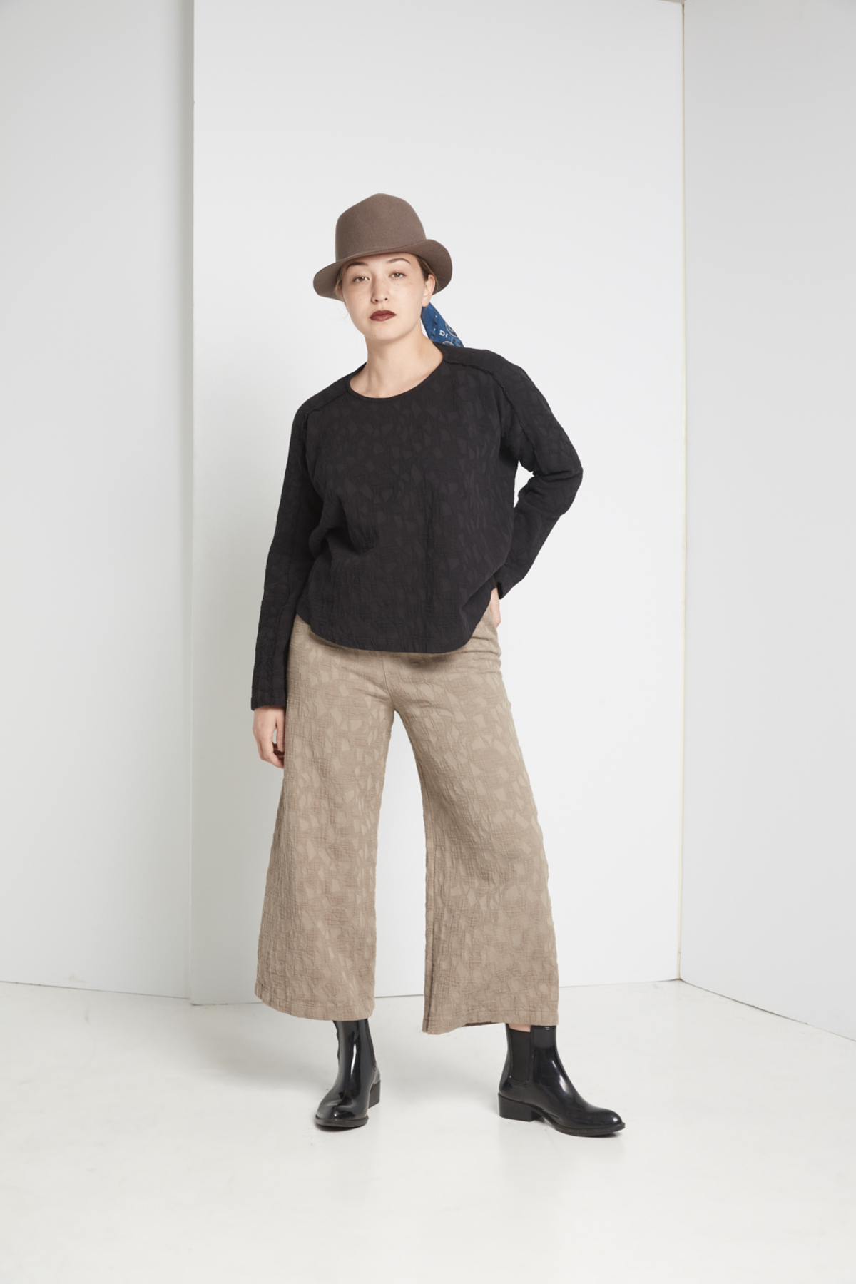 Black Crane Jacquard Top - Image 2 of 13