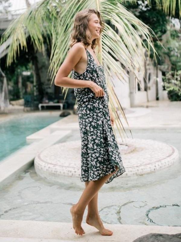 Daze Dayz Juniper Dress - Green Floral | Garmentory Daze Dayz Juniper Dress - Green Floral | Garmentory