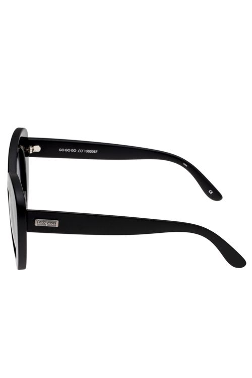 Le Specs GO GO GO Sunglasses- Black Le Specs GO GO GO Sunglasses- Black