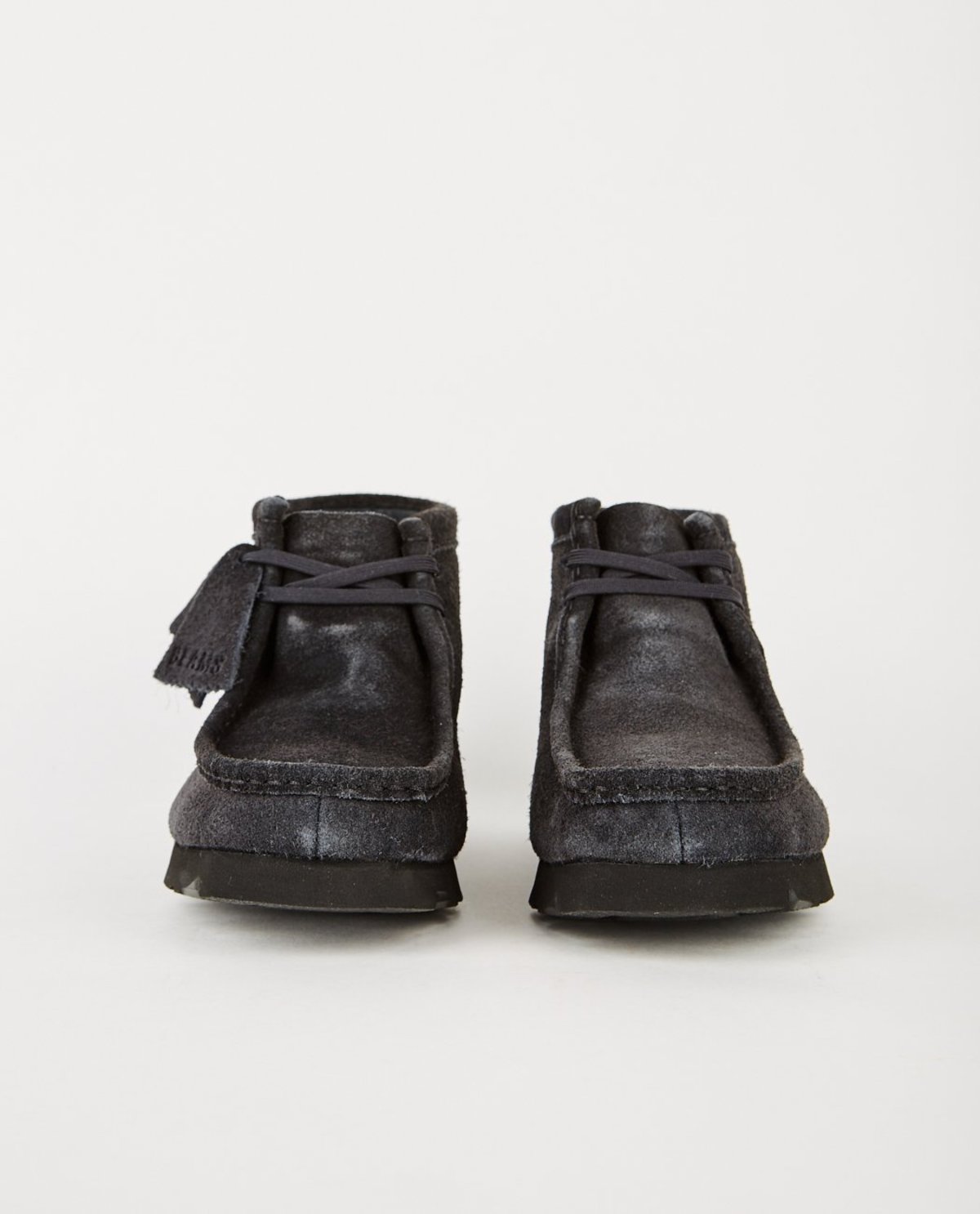 BEAMS X CLARKS WALLABEE GTX - NAVY | Garmentory