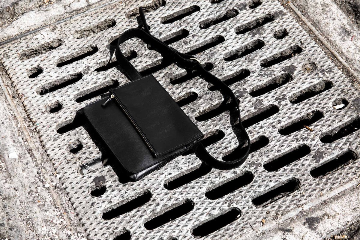 Minor History Toutrist - Black - Image 3 of 6