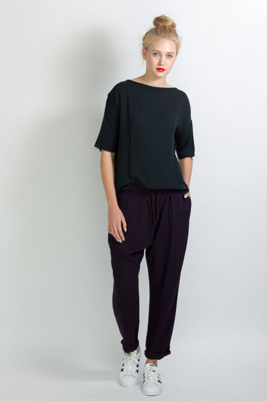 BLACK CRANE SLIM PANT BLACK CRANE SLIM PANT