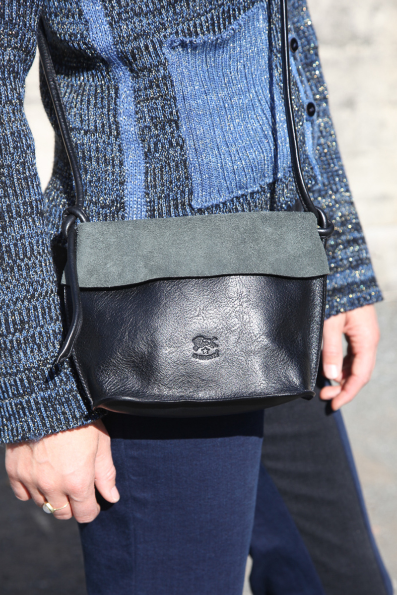 Il Bisonte Crossbody Bag - Black | Garmentory