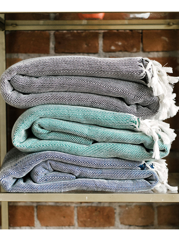 Maya Mueble Manta Blanket | Garmentory