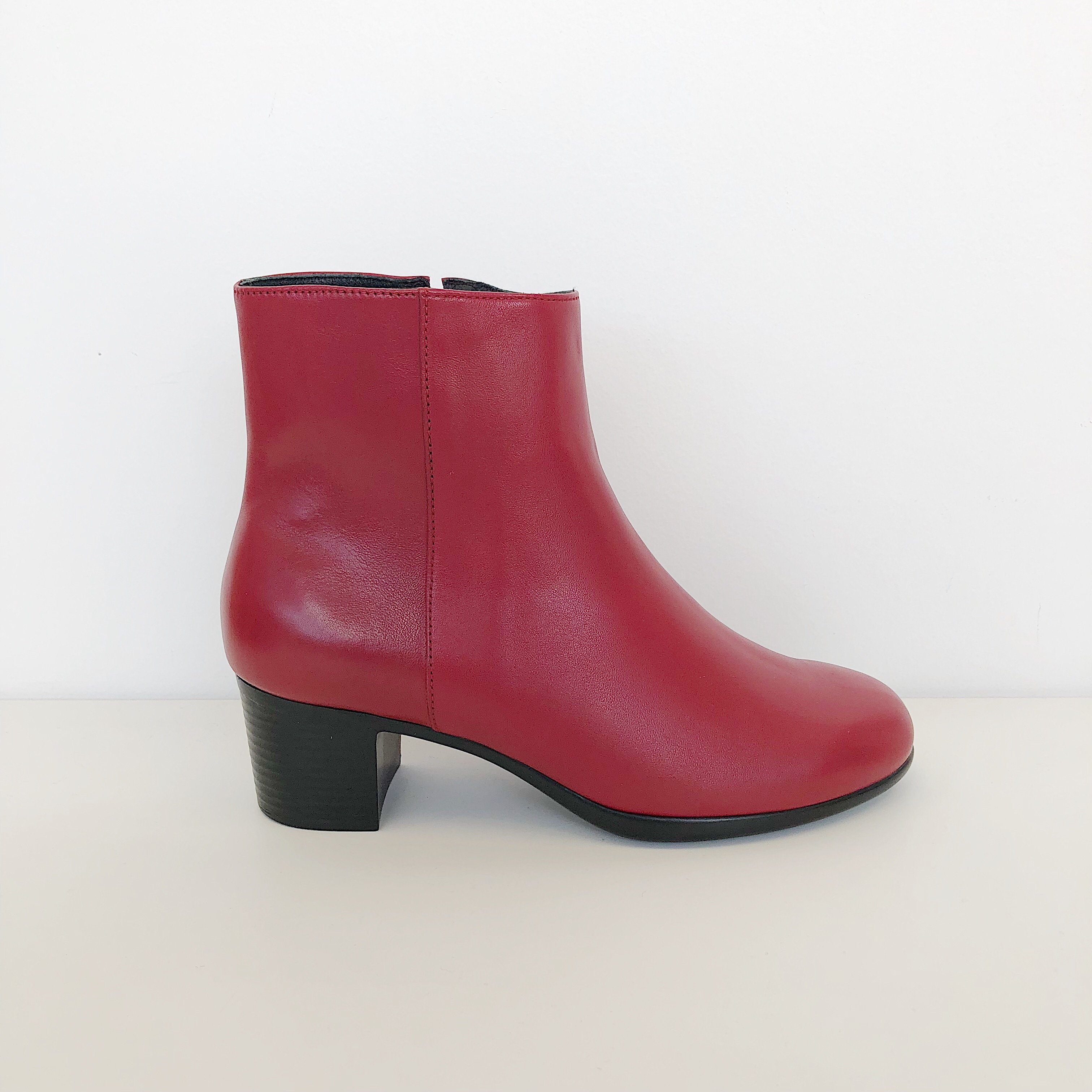 hopp zip up ankle boot