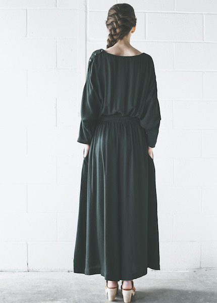 Black Crane Wide Jumper | Forest Black Crane Wide Jumper | Forest