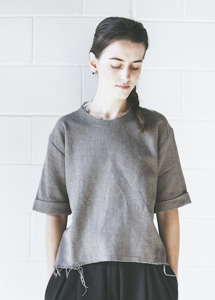 Black Crane Wide Top | Coffee Black Crane Wide Top | Coffee