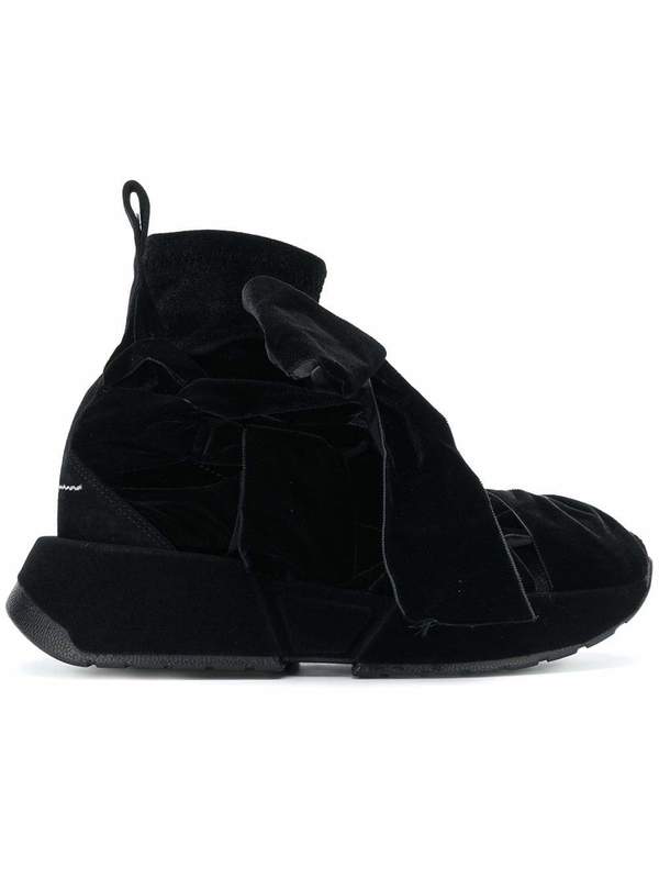 MM6 Maison Margiela ベルベットスニーカー 黒 MM6 Maison Margiela MM6 by Maison Margiela Velvet Bow Trainers